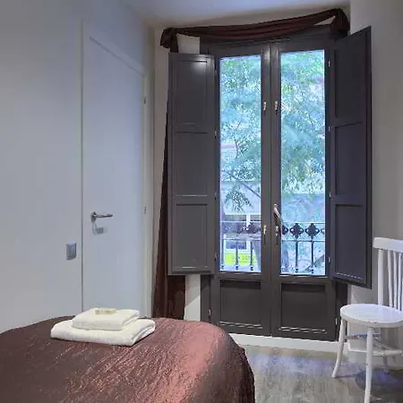 Sagrada Familia Apartment